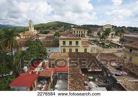 Picture - Plaza Mayor; Trinidad, Cuba. Fotosearch