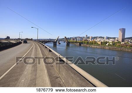 Stock Photo - Portland, Oregon, United States Of America; Downtown Portland And Willamette River. Fotosearch
