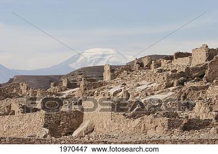 Stock Photo - PucarÃƒÆ’Ã…Â¸ De Lasana, A Pre-Columbian Fortress Built On A Cliff By The Loa River, Antofagasta Region, Chile. Fotosearch