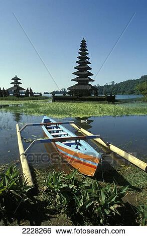 Stock Photograph - Pure Ulun Danu Temple, Lake Bratan, Bedugul, Bali, Indonesia. Fotosearch