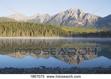 Stock Photography - Pyramid Lake, Jasper National Park, Alberta, Canada. Fotosearch