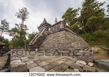 Stock Image - Pyramidal structure atop Candi Cetho, a Javanese-Hindu temple located on the western slope of Mount Lawu, Central Java, Indonesia. Fotosearch