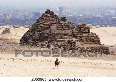 Queen's Pyramids, Giza, Al Jizah, Egypt View Large Photo Image Stock Photography - Queen's Pyramids, Giza, Al Jizah, Egypt. Fotosearch