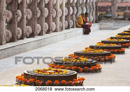 Ratnachankramas By The Mahabodi Temple, Bodhgaya, Bihar, India View Large Photo Image Stock Photo - Ratnachankramas By The Mahabodi Temple, Bodhgaya, Bihar, India. Fotosearch