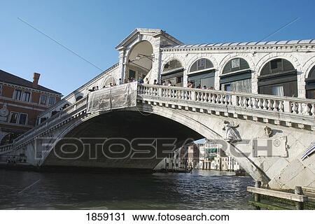 Rialto Bridge, Venice, Italy View Large Photo Image Stock Image - Rialto Bridge, Venice, Italy. Fotosearch
