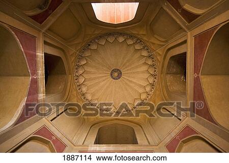 Roof Of Humayun's Tomb, Close Up View Large Photo Image Picture - Roof Of Humayun's Tomb, Close Up. Fotosearch