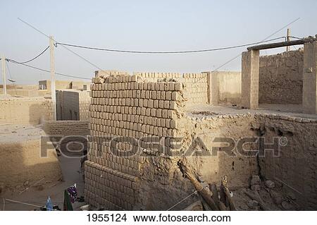 Picture - Rooftops, Timbuktu, Mali. Fotosearch