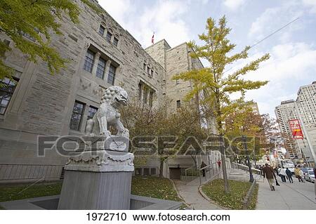 Stock Image - Royal Ontario Museum In Toronto, Ontario, Canada. Fotosearch