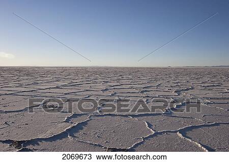 Salt Cells In The Salar De Uyuni, The World's Largest Salt Flat, Potosi Department, Bolivia View Large Photo Image Stock Image - Salt Cells In The Salar De Uyuni, The World's Largest Salt Flat, Potosi Department, Bolivia. Fotosearch