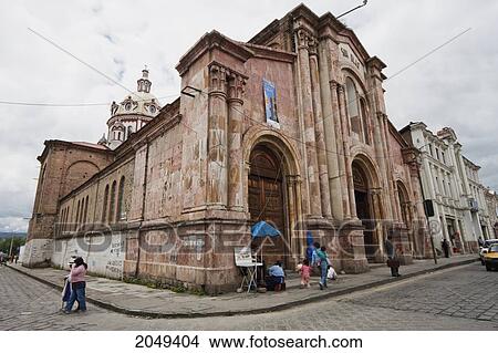 Picture - San Blas Church, Cuenca, Azuay, Ecuador. Fotosearch