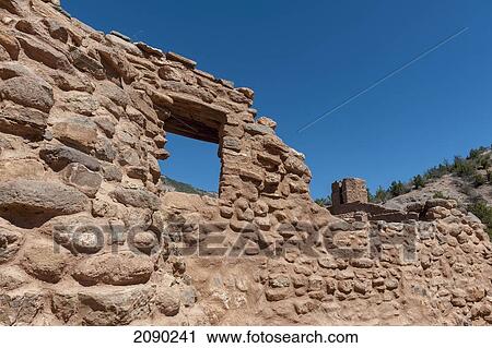 Stock Image - San Jose De Los Jemez Franciscan Mission And The Jemez State Monument At Sandoval County, New Mexico Near Jemez Springs. Fotosearch