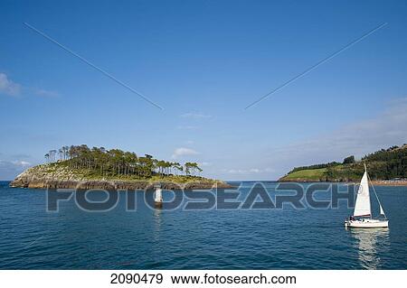 San Nicolas Island, Lekeitio, Basque Country, Spain View Large Photo Image Stock Photo - San Nicolas Island, Lekeitio, Basque Country, Spain. Fotosearch