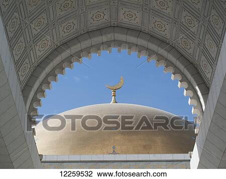 Stock Image - Saparmurat Niyazov (Turkmenbashi) mosque, near Ashgabat; Turkmenistan. Fotosearch