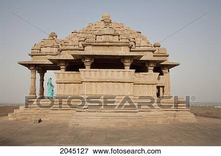 Sas Bahu Temple, Gwalior, Madhya Pradesh, India View Large Photo Image Stock Photo - Sas Bahu Temple, Gwalior, Madhya Pradesh, India. Fotosearch