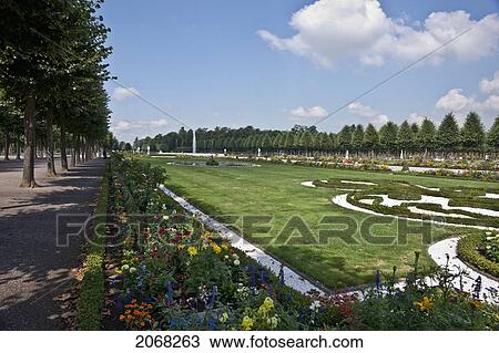 Schloss Schwetzingen Palace Parterre In The Formal Garden; Schwetzingen Baden-Wurtenburg Germany View Large Photo Image Stock Image - Schloss Schwetzingen Palace Parterre In The Formal Garden; Schwetzingen Baden-Wurtenburg Germany. Fotosearch