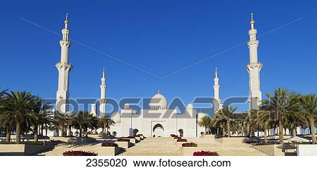 Stock Image - Sheikh Zayed Grand Mosque; Abu Dhabi, United Arab Emirates. Fotosearch