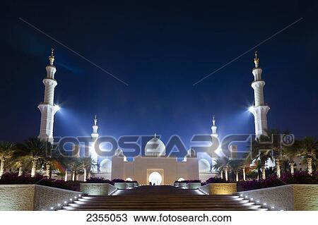 Stock Image - Sheikh Zayed Grand Mosque at night; Abu Dhabi, United Arab Emirates. Fotosearch