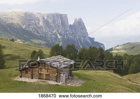 Siusi Allo Sciliar; Alto Adige, Italy View Large Photo Image Stock Image - Siusi Allo Sciliar; Alto Adige, Italy. Fotosearch