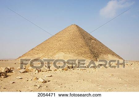 Sneferu's Red Pyramid, Dahshur, Al Jizah, Egypt View Large Photo Image Stock Image - Sneferu's Red Pyramid, Dahshur, Al Jizah, Egypt. Fotosearch