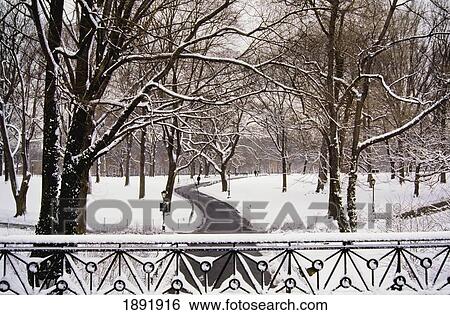Stock Photograph - Snow In Central Park. Fotosearch