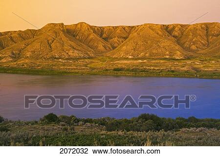 Stock Image - South Saskatchewan River Valley, Near Sandy Point Park, North Of Medicine Hat, Alberta. Fotosearch