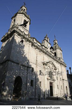 Picture - Spain, Basque Country, San Nicolas Church in Casco Viejo district; Bilbao. Fotosearch