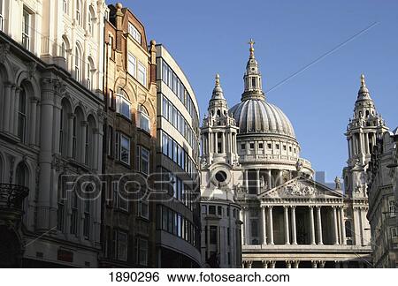 Stock Photograph - St. Paul's Cathedral And Buildings Of Ludgate Street. Fotosearch