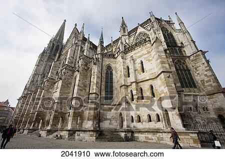Stock Image - St. Peter's Cathedral, Regensburg, Bavaria, Germany. Fotosearch