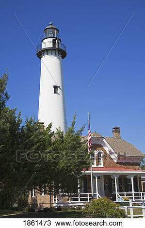 St. Simons Island Lighthouse, St. Simons Island, Georgia, Usa View Large Photo Image Stock Image - St. Simons Island Lighthouse, St. Simons Island, Georgia, Usa. Fotosearch