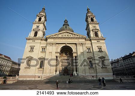 Stock Image - St Stephen's Basilica Or Szent Istv. Fotosearch
