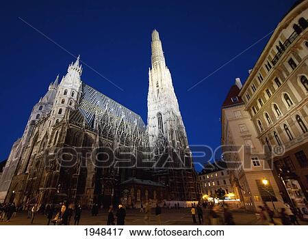 St. Stephen's Cathedral at night, Vienna (Wien), Austria View Large Photo Image Stock Photo - St. Stephen's Cathedral at night, Vienna (Wien), Austria. Fotosearch