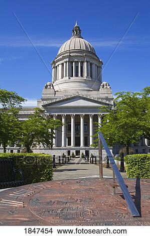 Picture - State Capitol Building; Olympia, Washington State, Usa. Fotosearch