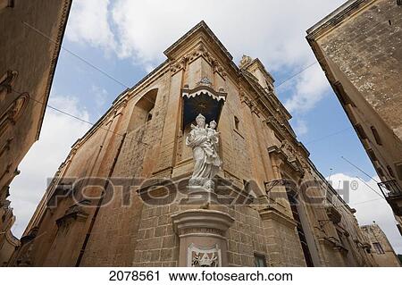 Statue Of The Virgin And Child On A Corner Of The Carmelite Church, Mdina, Malta View Large Photo Image Stock Image - Statue Of The Virgin And Child On A Corner Of The Carmelite Church, Mdina, Malta. Fotosearch