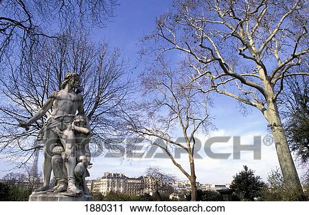 Stock Image - Statue. Fotosearch