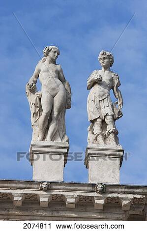 Statues Atop The Palazzo Chiericati By Architect Andrea Palladio, Vicenza, Italy View Large Photo Image Stock Image - Statues Atop The Palazzo Chiericati By Architect Andrea Palladio, Vicenza, Italy. Fotosearch