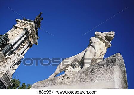 Statues In Parque Del Retiro View Large Photo Image Stock Photo - Statues In Parque Del Retiro. Fotosearch