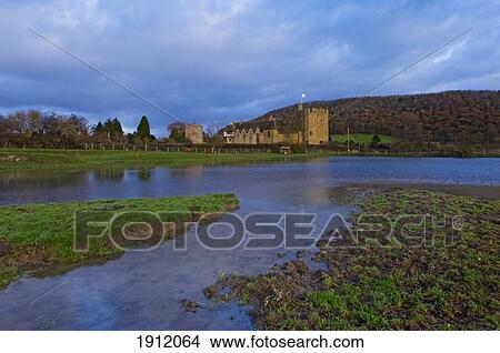 Picture - Stokesay Castle, Stokesay, Shropshire, England, Uk. Fotosearch