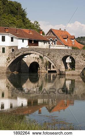 Picture - Stone Bridge And Houses. Fotosearch