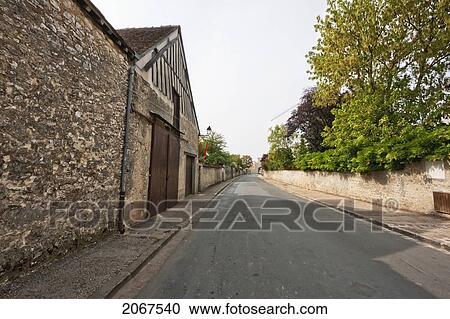 Stone Farm Building, Provins, Seine-Et-Marne, France View Large Photo Image Stock Image - Stone Farm Building, Provins, Seine-Et-Marne, France. Fotosearch