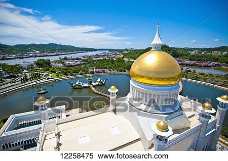 Stock Photography - Sultan Omar Ali Saifuddien Mosque; Bandar Seri Begawan, Brunei. Fotosearch