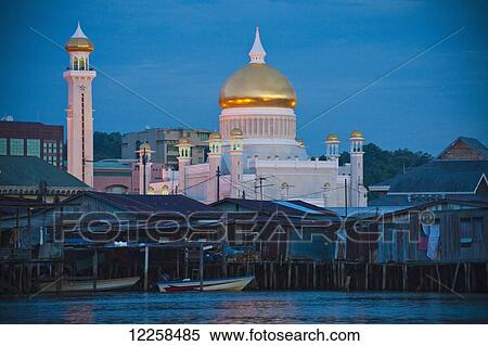 Stock Photography - Sultan Omar Ali Saifuddien Mosque; Bandar Seri Begawan, Brunei. Fotosearch