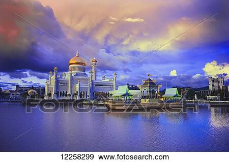 Sultan Omar Ali Saifuddin Mosque; Bandar Seri Begawan, Brunei View Large Photo Image Stock Photo - Sultan Omar Ali Saifuddin Mosque; Bandar Seri Begawan, Brunei. Fotosearch