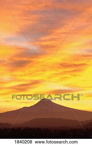 Sunrise Over Mount Hood, Portland, Oregon, Usa View Large Photo Image Stock Photo - Sunrise Over Mount Hood, Portland, Oregon, Usa. Fotosearch