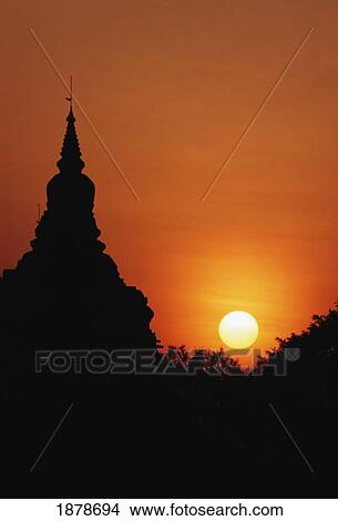 Picture - Sunrise, Pagan. Fotosearch