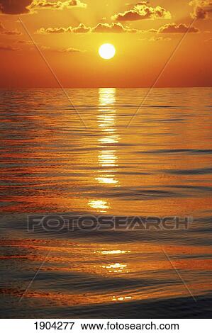 Sunset Over Ocean Horizon View Large Photo Image Stock Photo - Sunset Over Ocean Horizon. Fotosearch