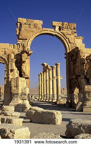 Stock Image - Syria, Old ruins; Palmyra. Fotosearch