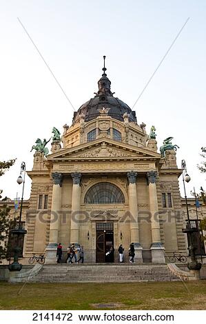 Stock Image - Szechenyi Baths, Budapest, Hungary. Fotosearch