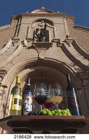 Stock Photo - Tasting And Tour Of Cap Rock Winery, Lubbock, Texas, Usa. Fotosearch
