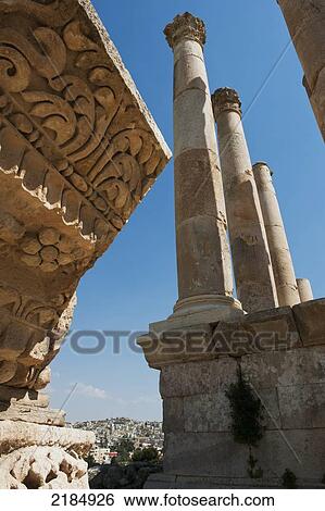 Stock Photograph - The Ancient City Of Jerash, Jordan, Middle East. Fotosearch