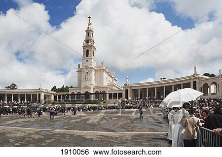 Stock Photograph - The Basilica Of Fatima; Fatima, Estremadura And Ribatejo, Portugal. Fotosearch